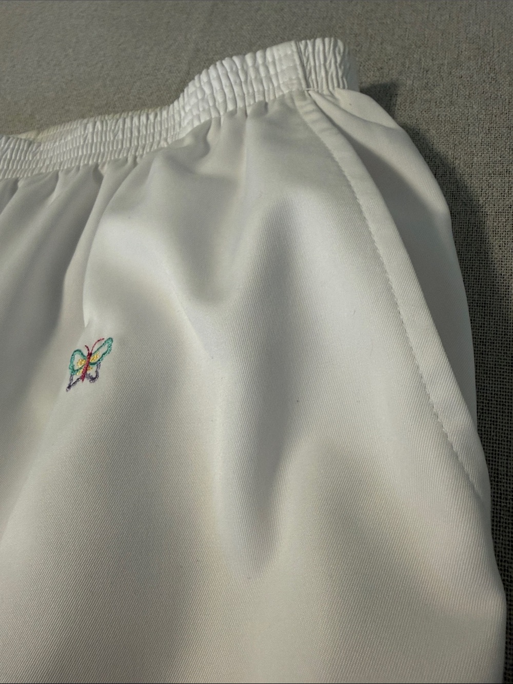 Alfred Dunner White Crop Pants with  Colorful Butterfly Embroidery SZ14 - Picture 6 of 14